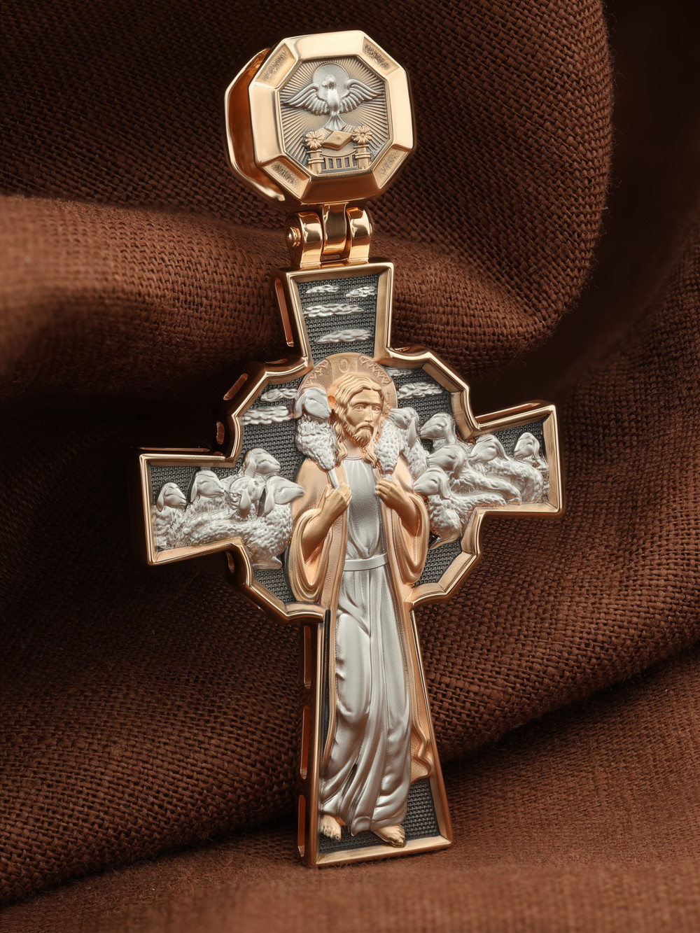 Крест из золота