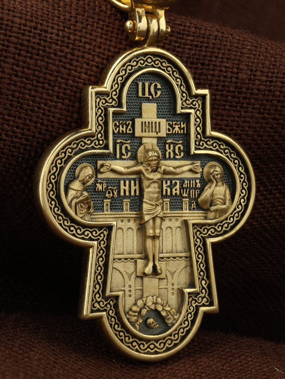 Крест из лимонного золота