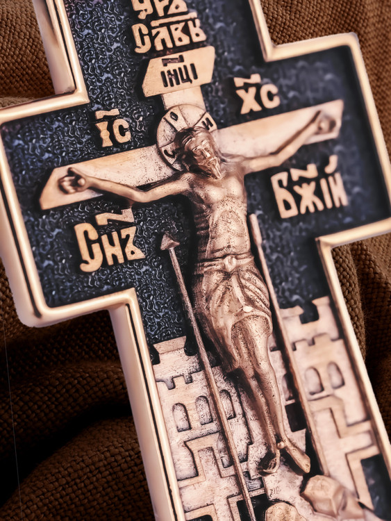 Крест из золота