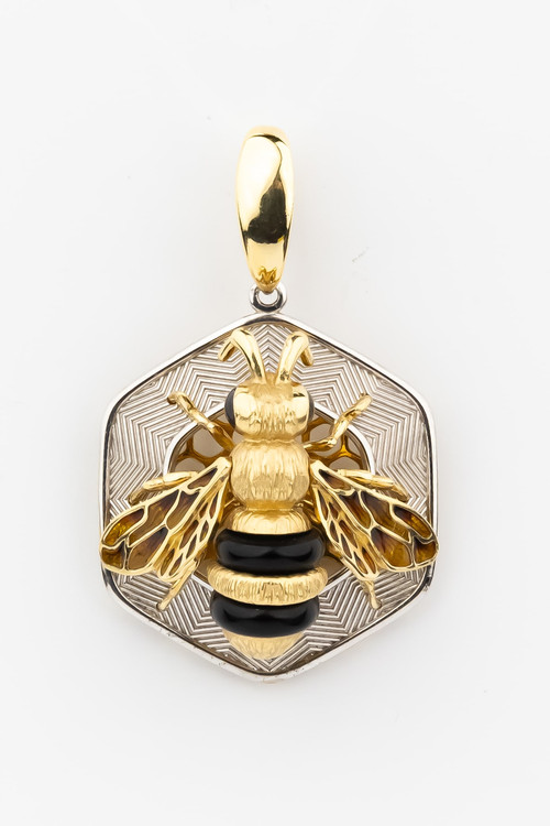 Подвеска из лимонного золота c эмаль , ониксом и эмалью