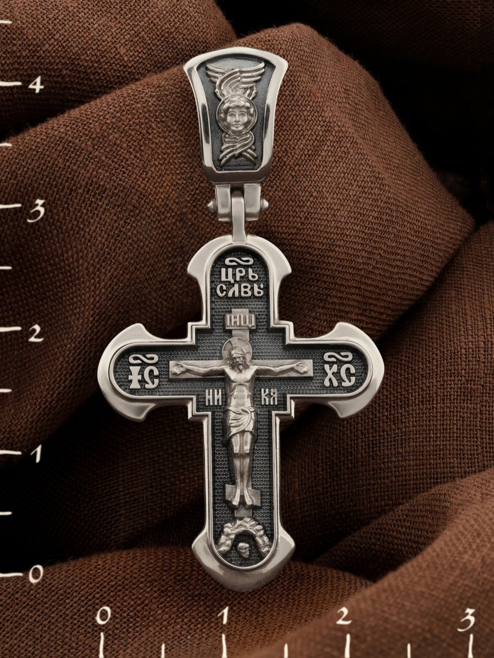 Крест из белого золота