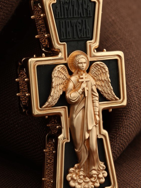 Крест из золота c эбеновым деревом