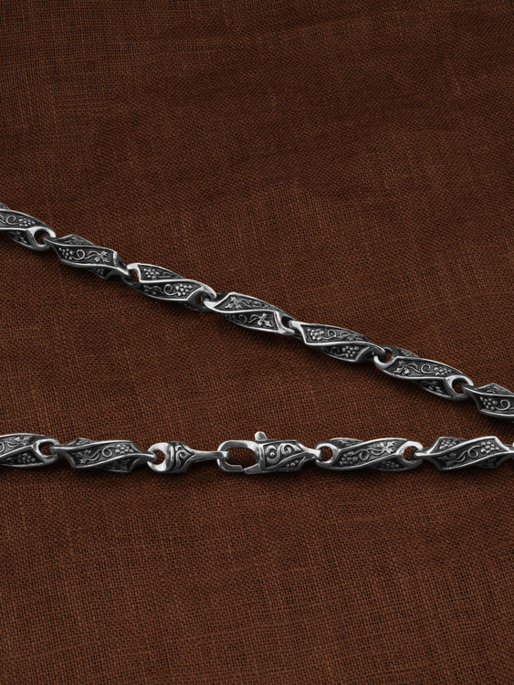 Цепь из белого золота