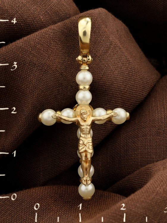 Крест из лимонного золота c жемчугом