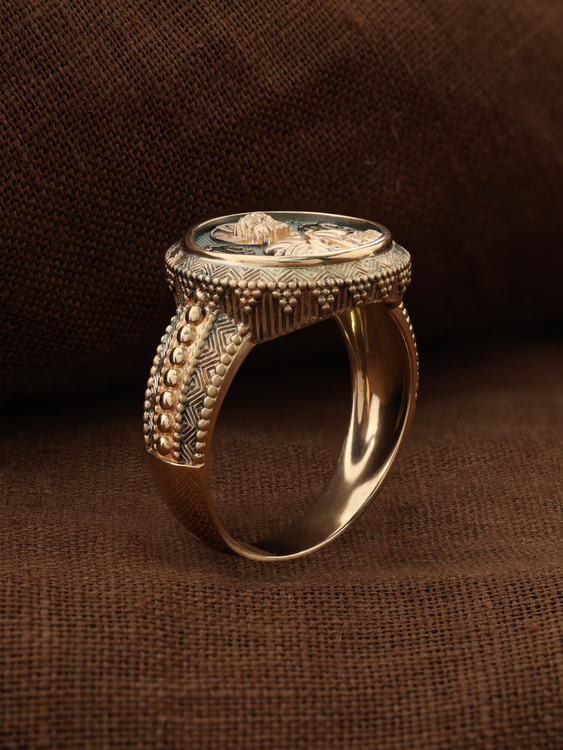 Кольцо из золота