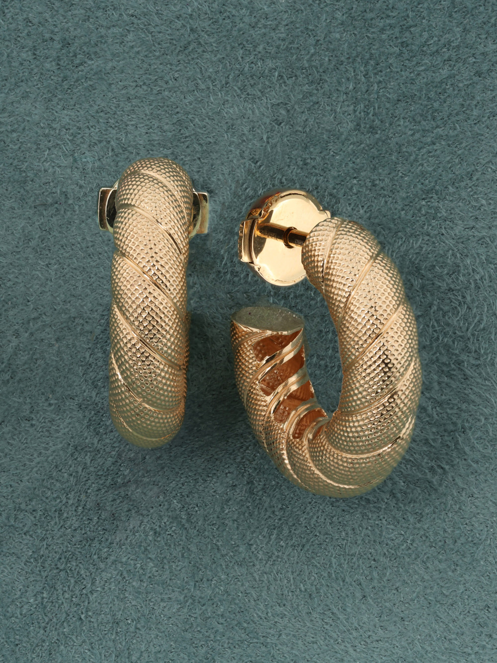 Серьги из золота