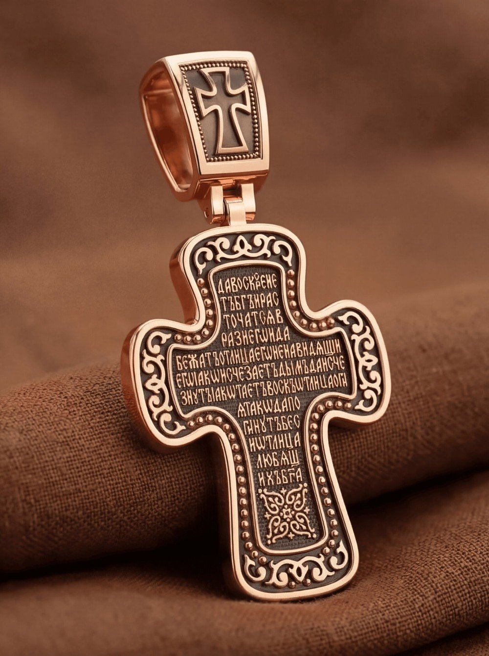 Крест из золота