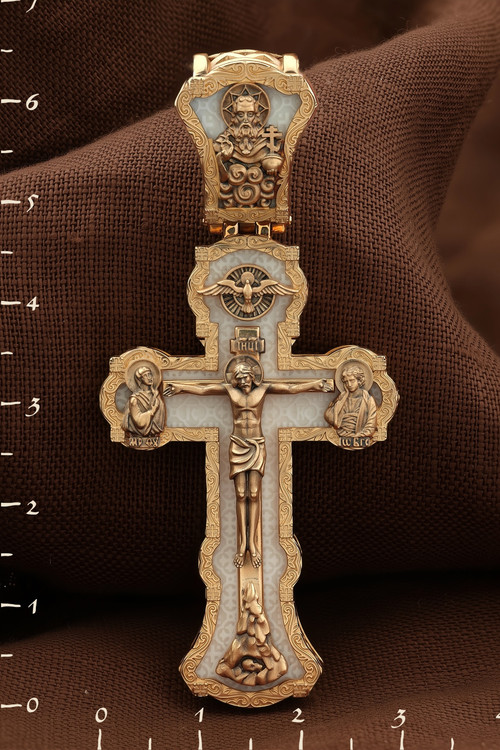 Крест из золота c бивнем мамонта