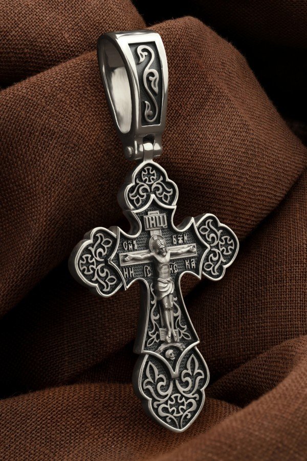 Крест из белого золота