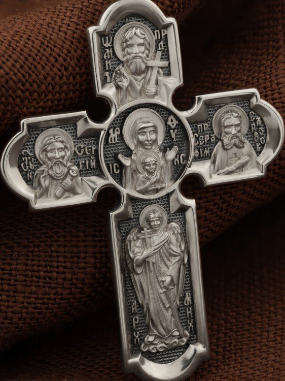 Крест из белого золота