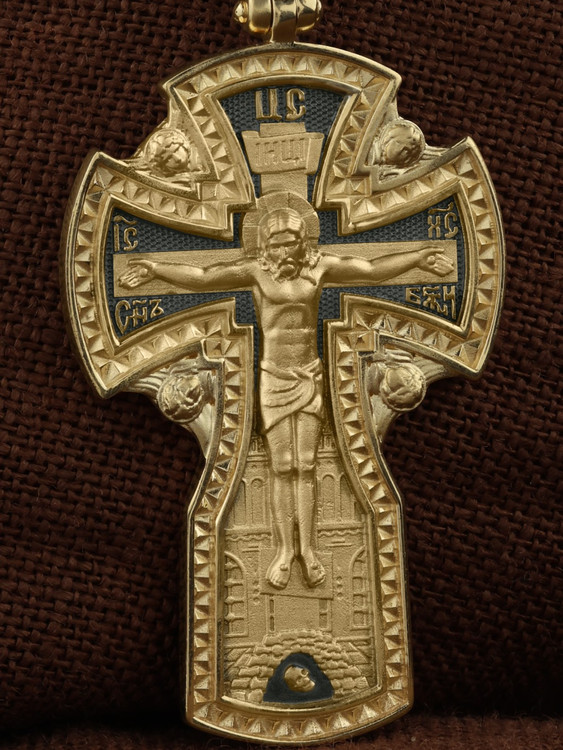 Крест из лимонного золота