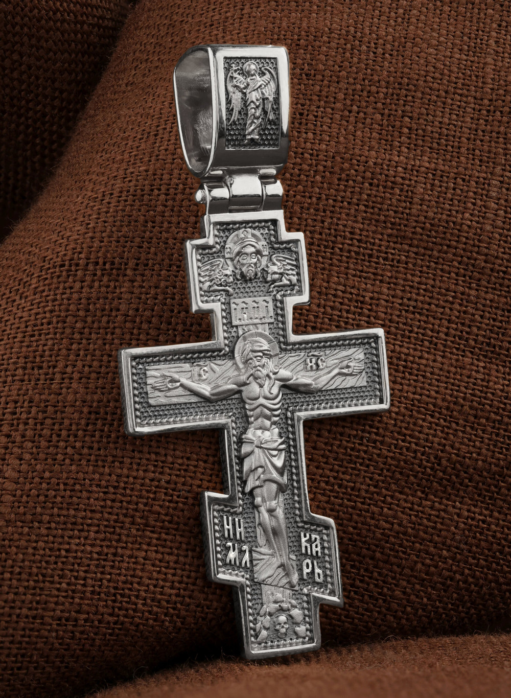 Крест из белого золота