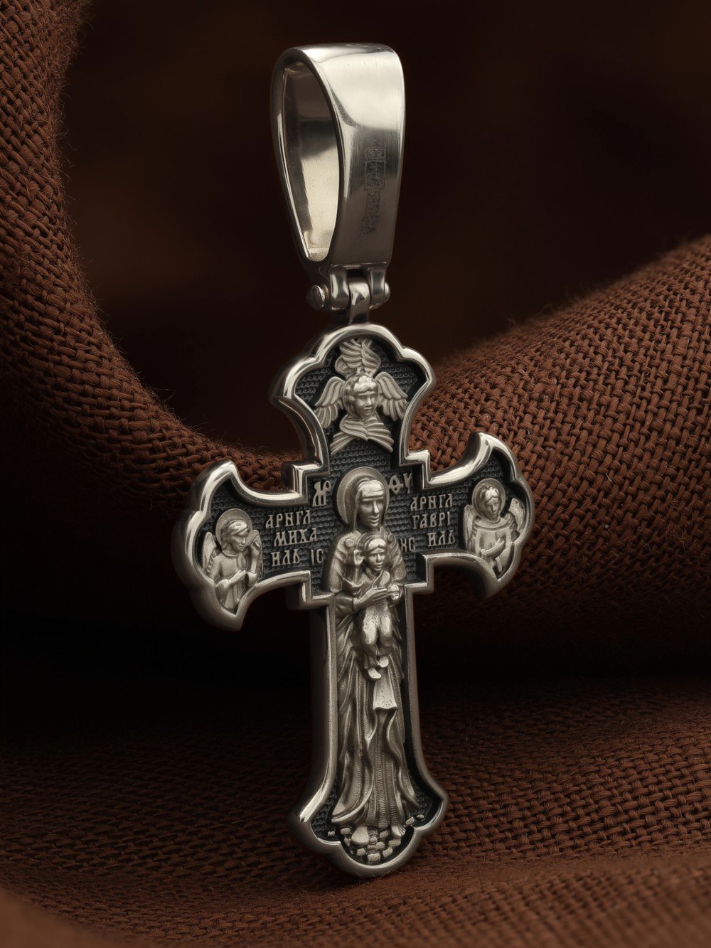 Крест из белого золота