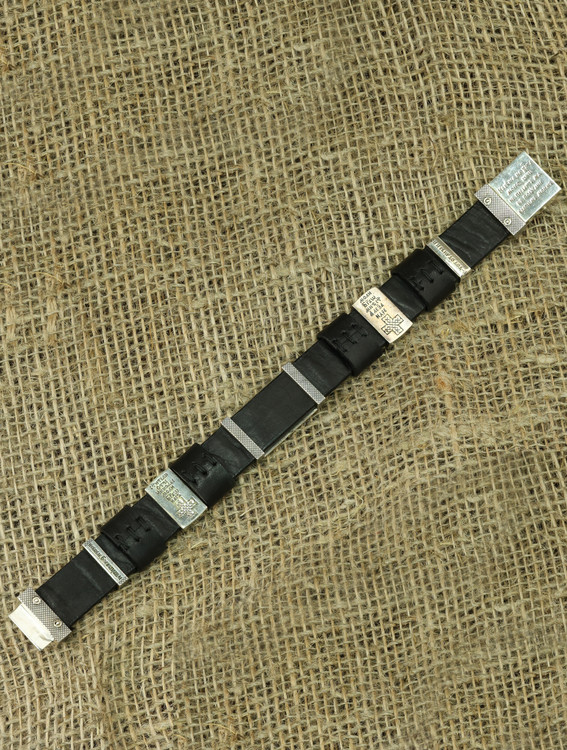 Браслет из серебра и золота c кожаным шнурком