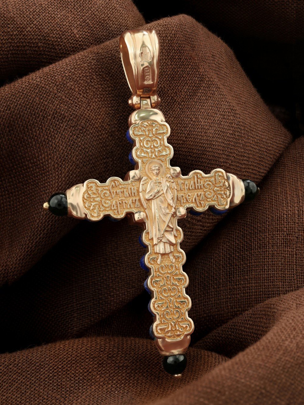 Крест из золота c ониксом и лазуритом