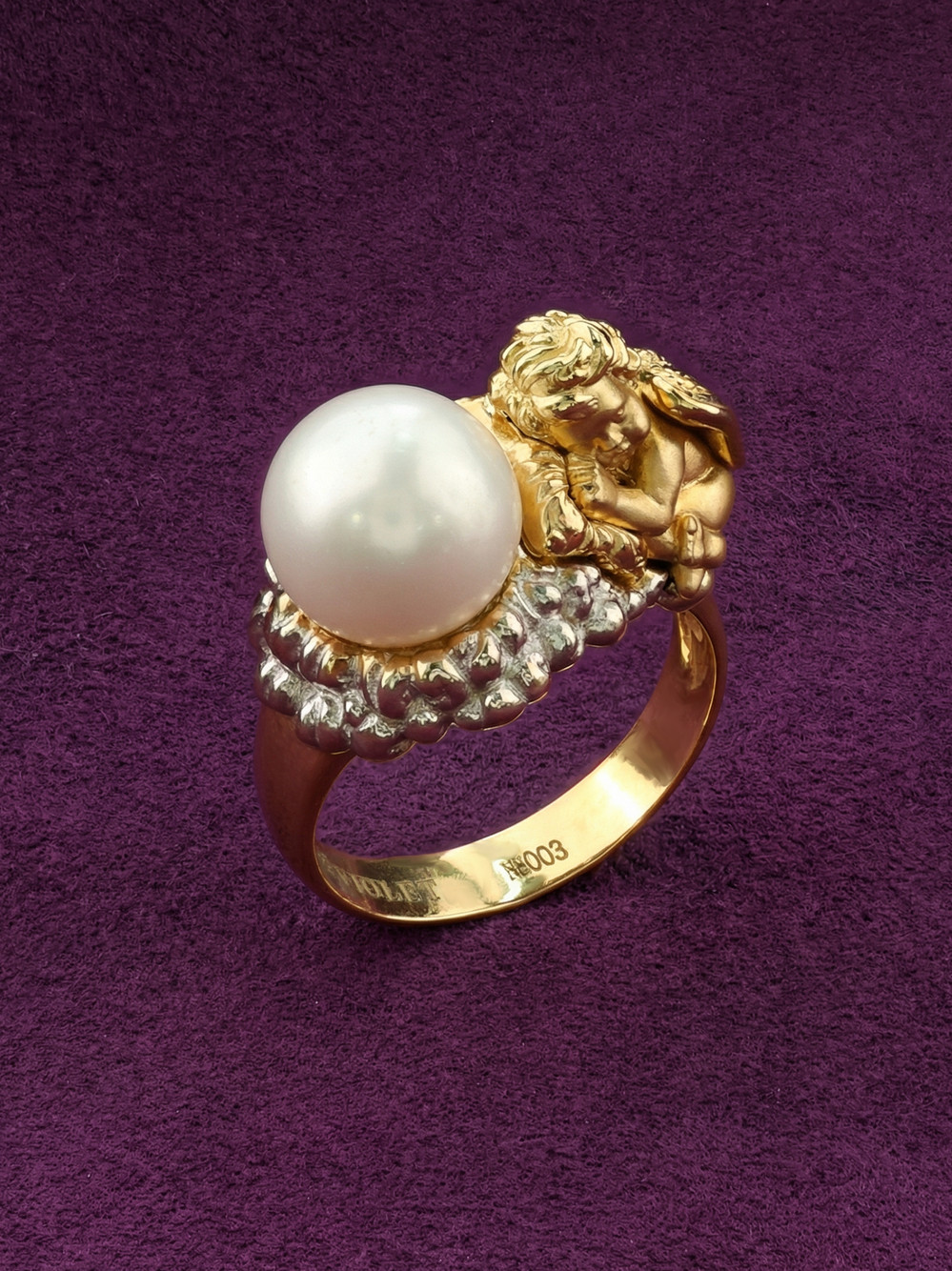 Кольцо из лимонного золота c жемчугом