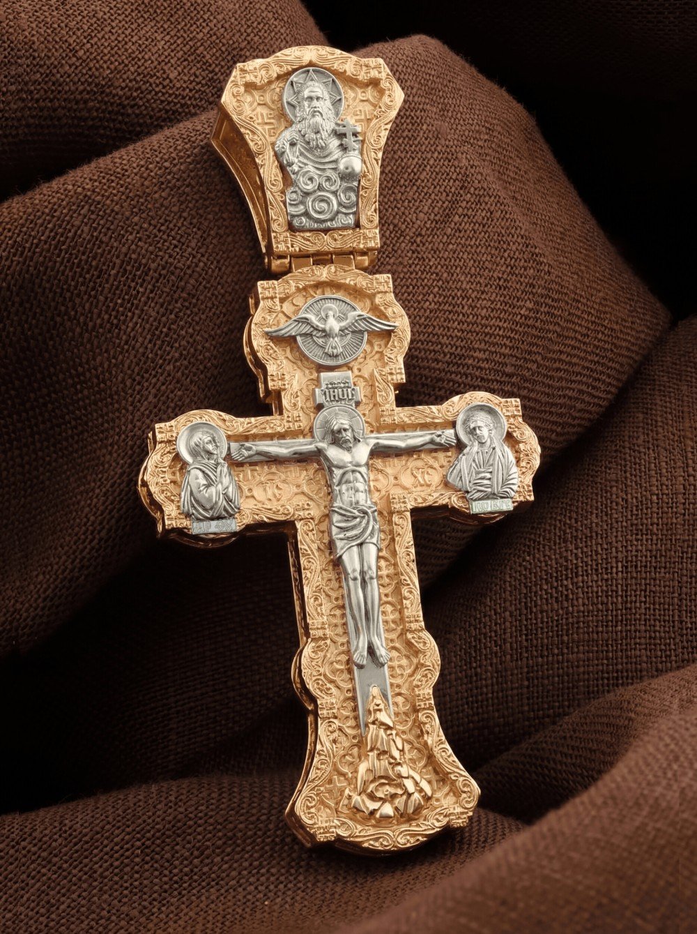 Крест из золота