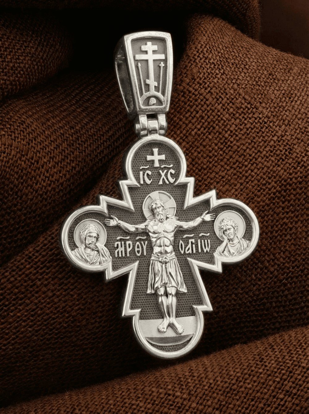 Крест из белого золота