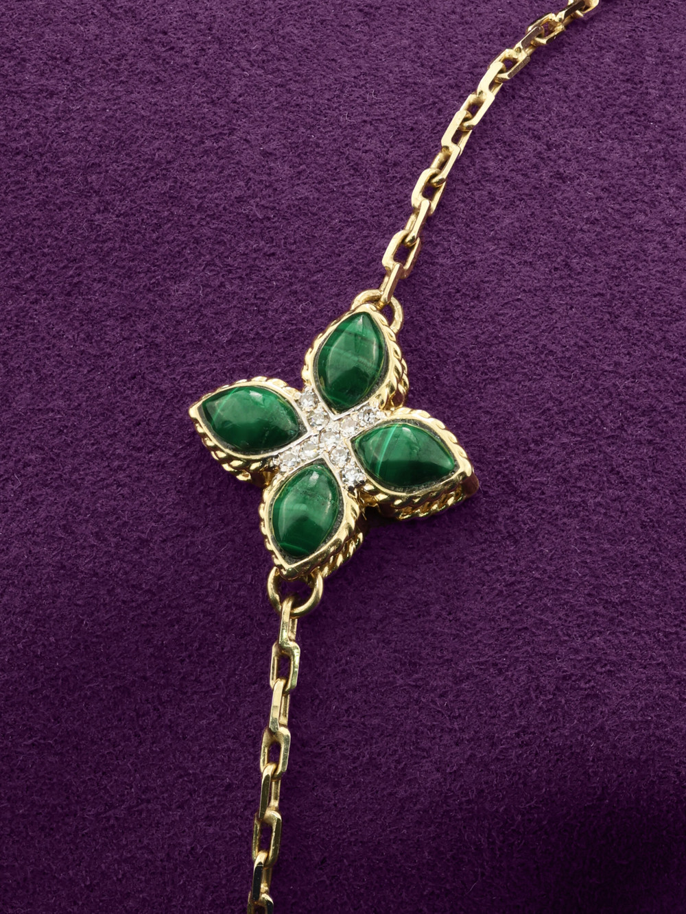 Браслет из лимонного золота c бриллиантами и малахитом