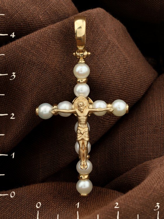 Крест из лимонного золота c жемчугом