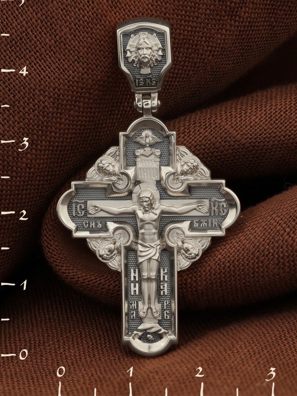 Крест из белого золота