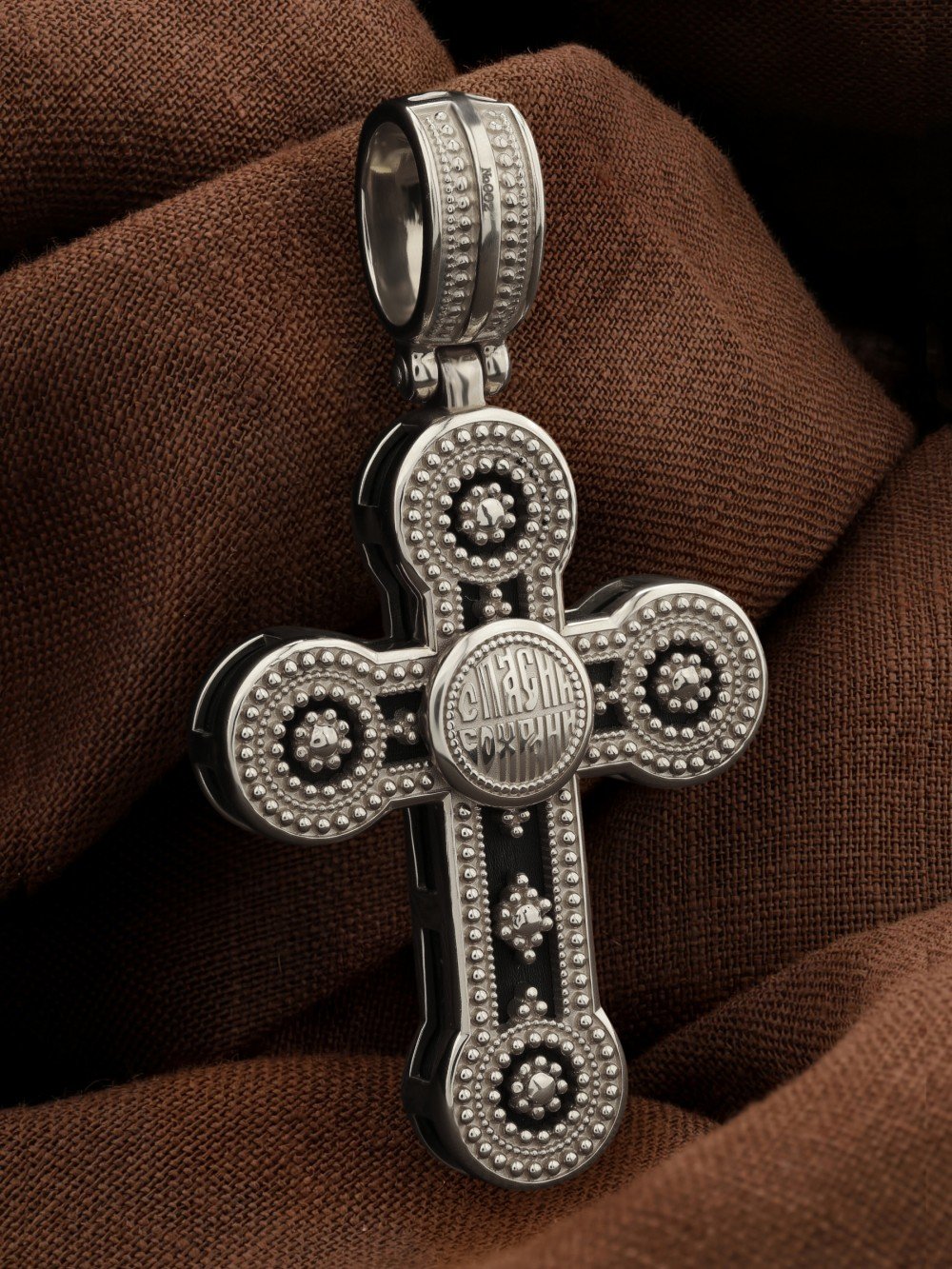 Крест из белого золота c эбеновым деревом