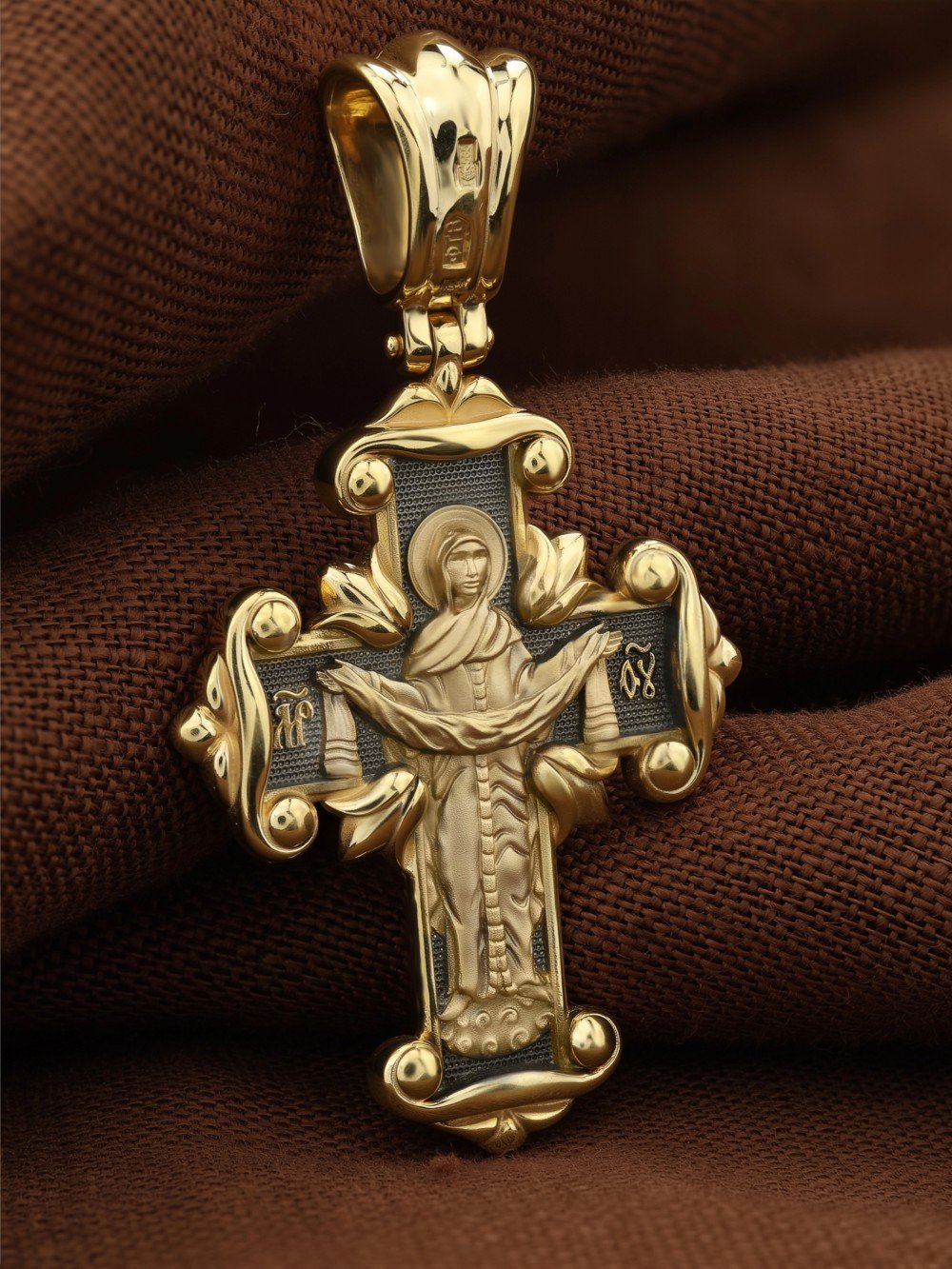 Крест из лимонного золота