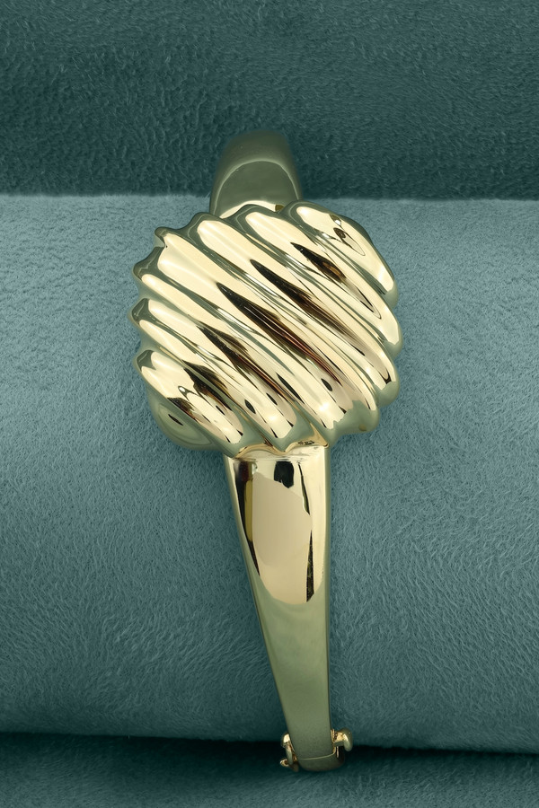 Браслет из лимонного золота