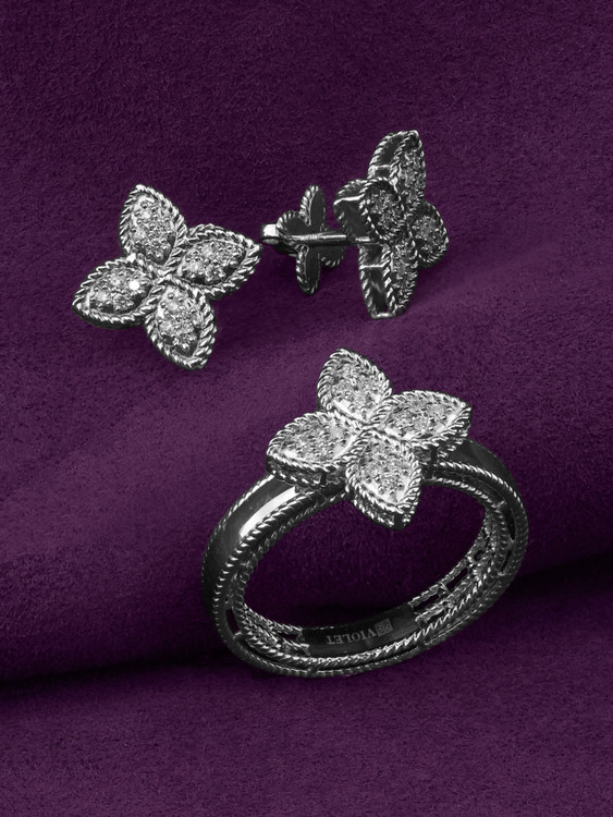 Серьги из белого золота c бриллиантами