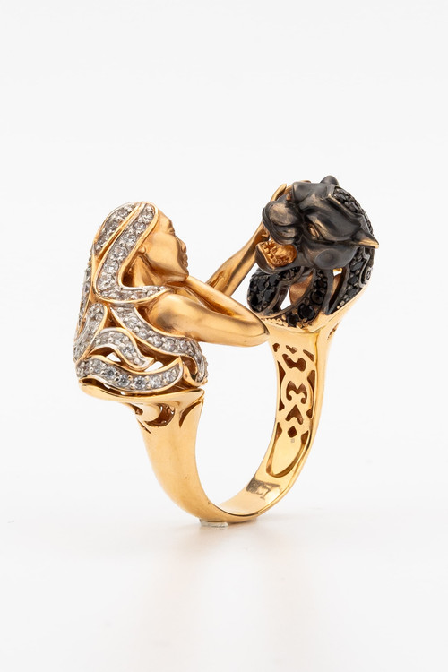 Кольцо из золота c фианитом