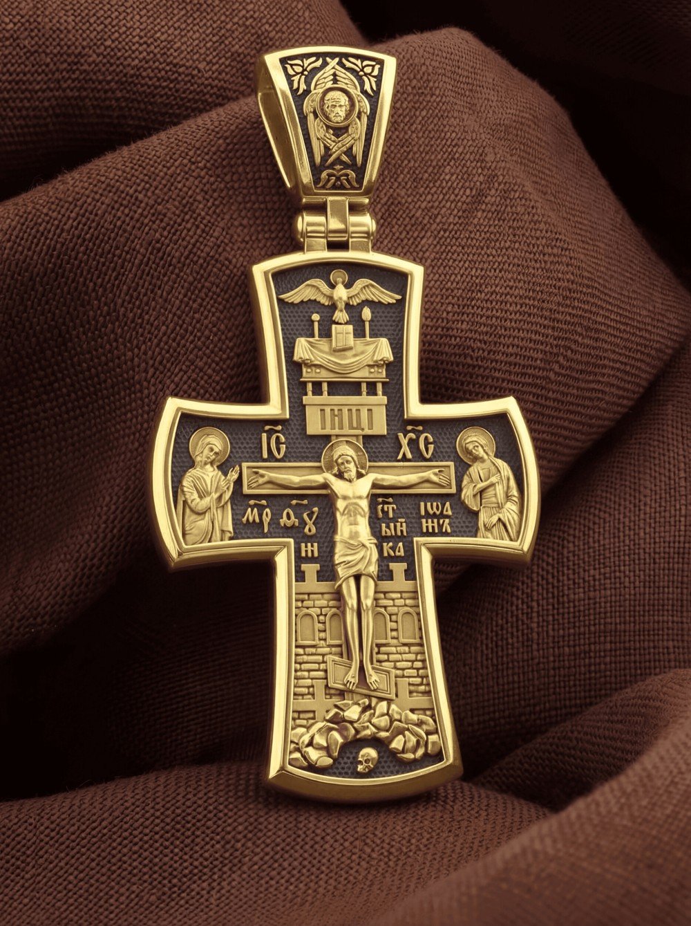 Крест из лимонного золота