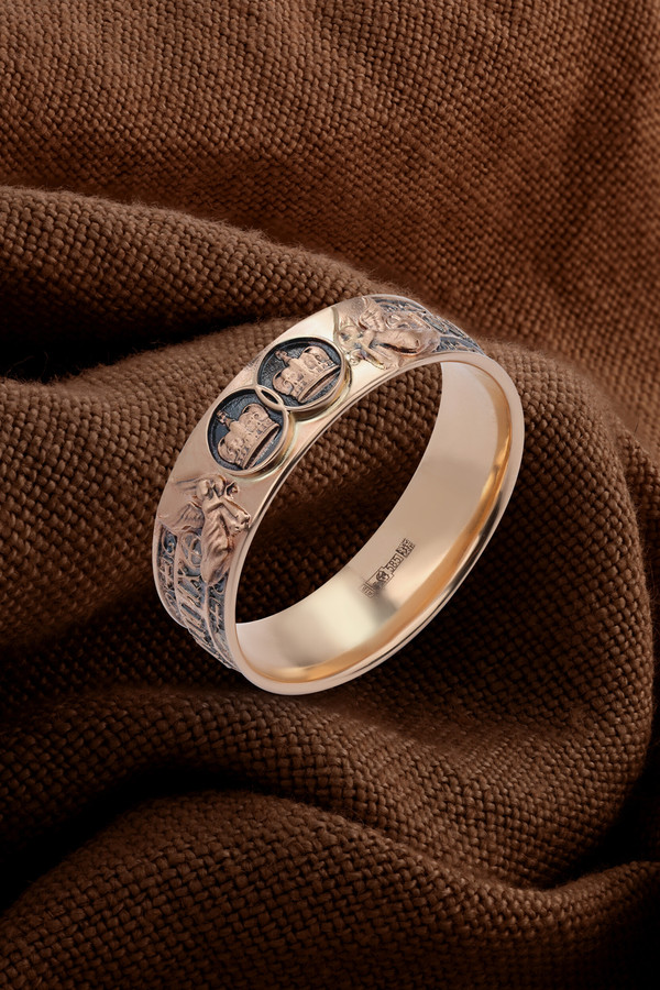 Кольцо из золота