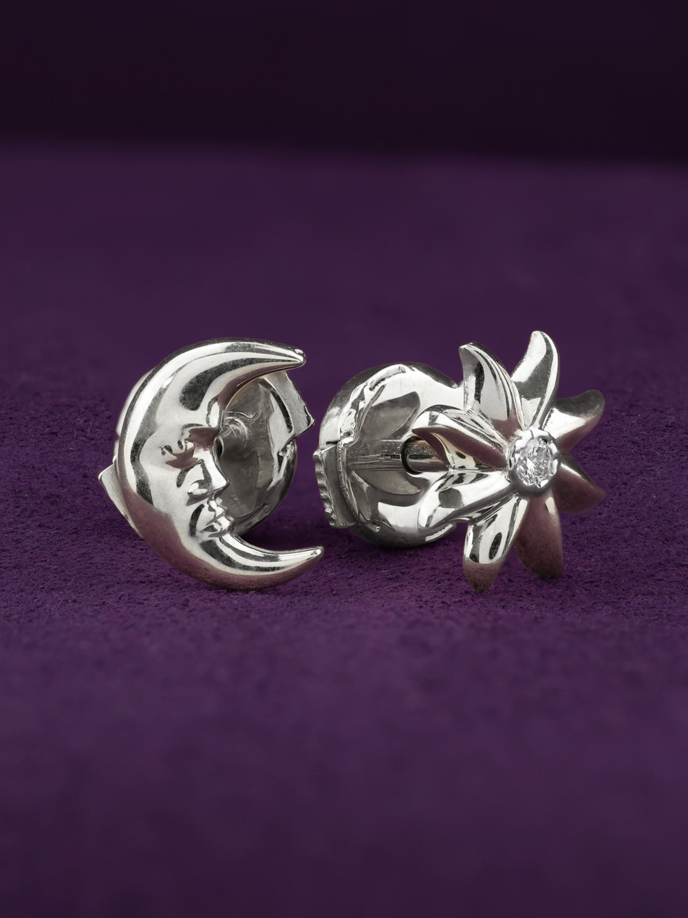 Серьги из белого золота c бриллиантами