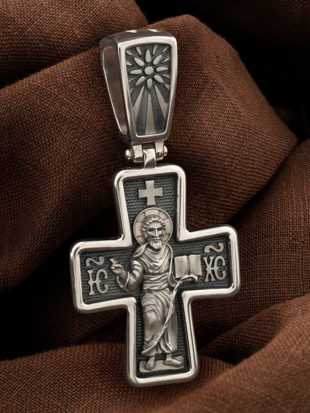 Крест из белого золота