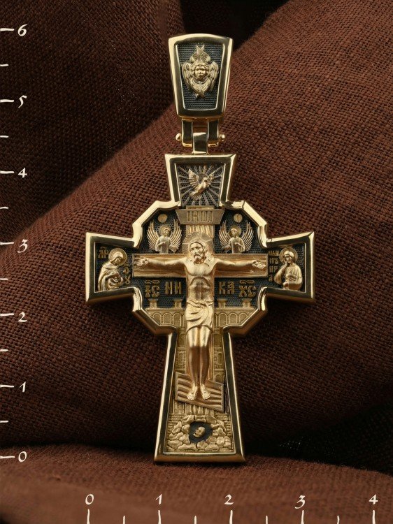 Крест из лимонного золота