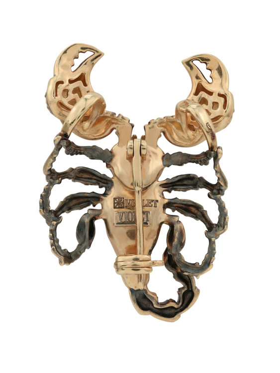 Брошь из золота c эмаль