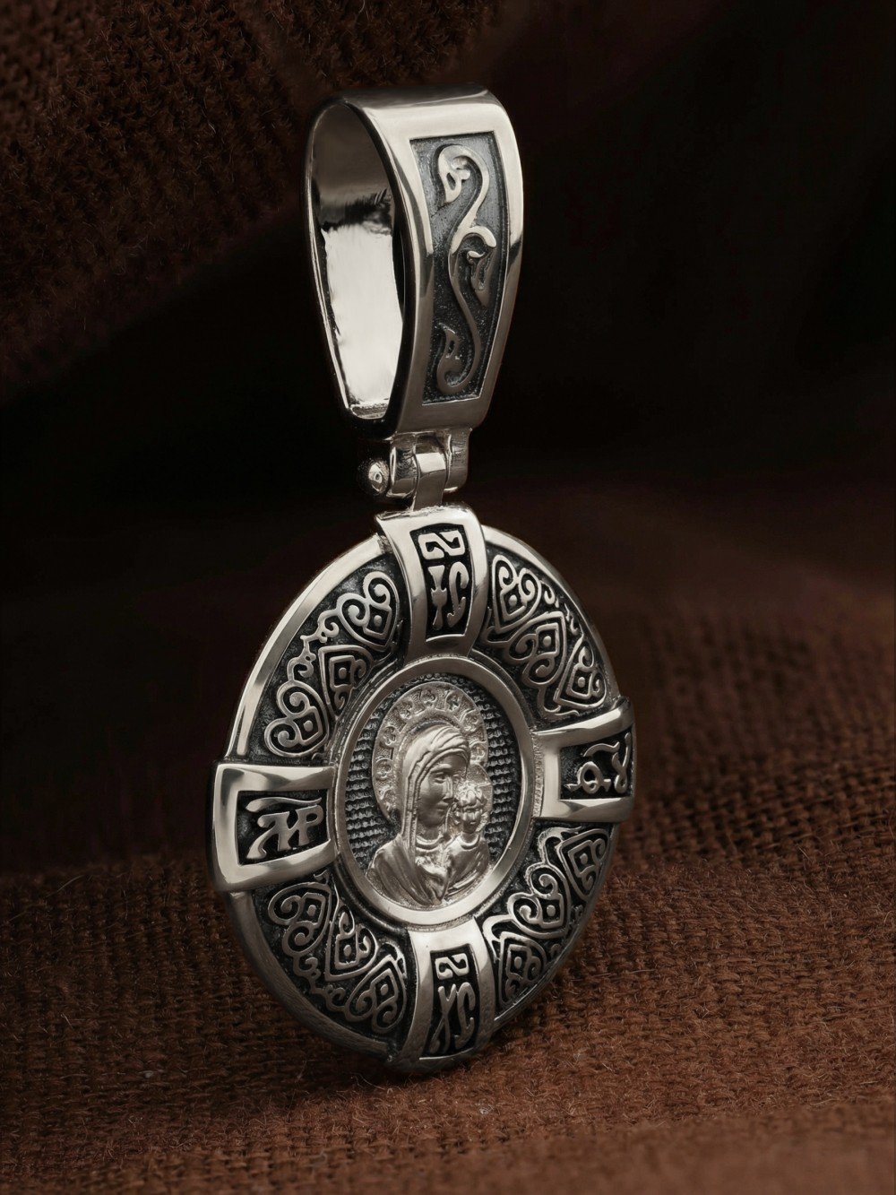 Образок из белого золота