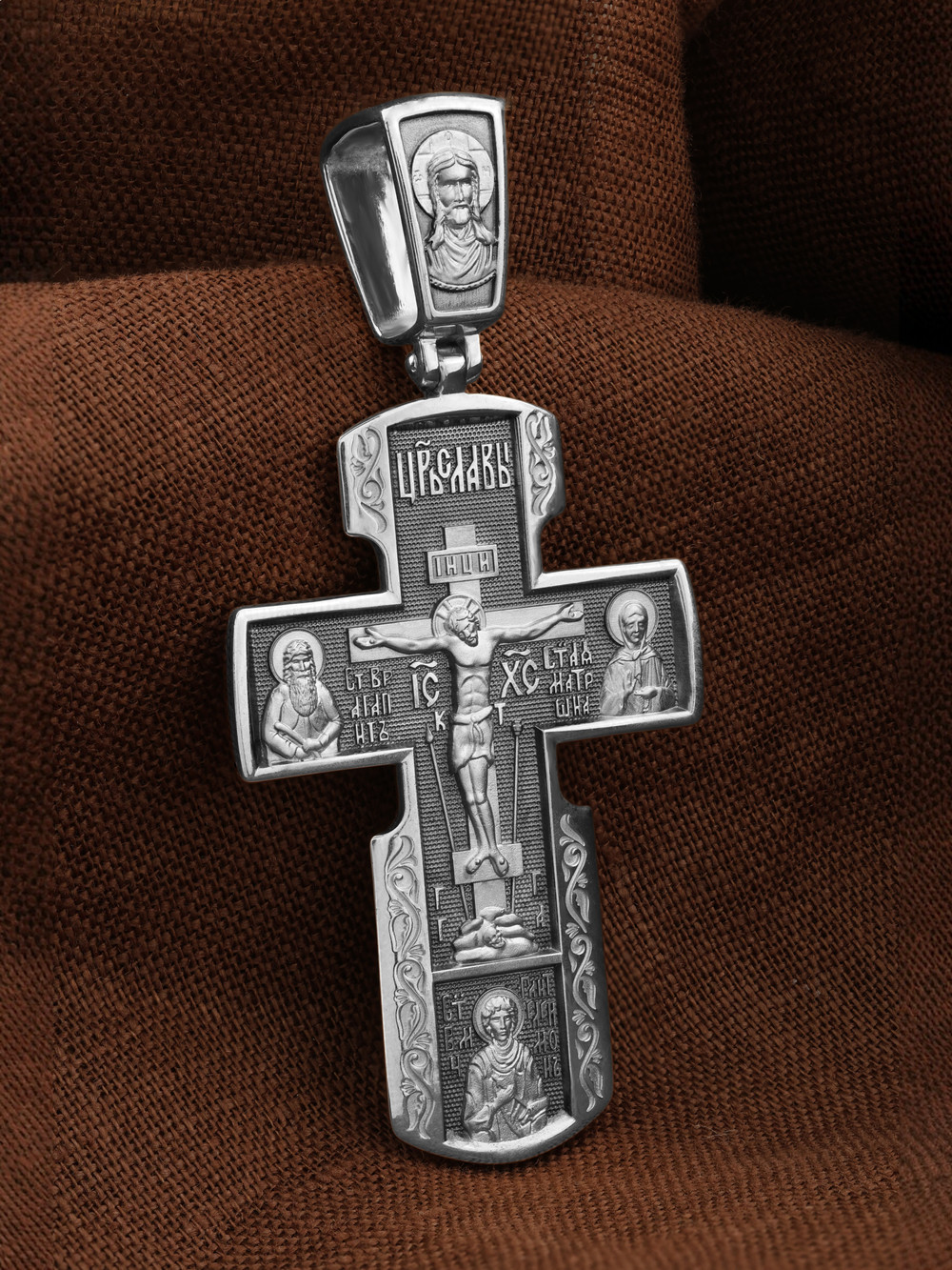 Крест из белого золота