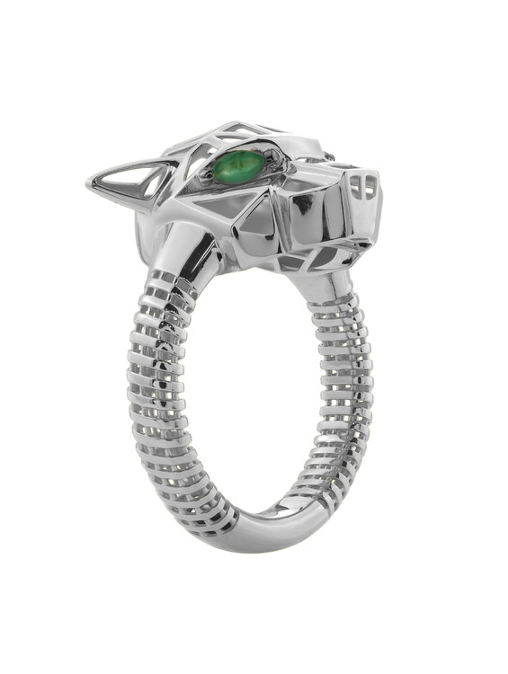 Кольцо из белого золота c изумрудом