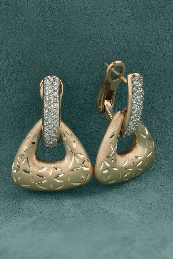 Серьги из золота 585 пробы c бриллиантами