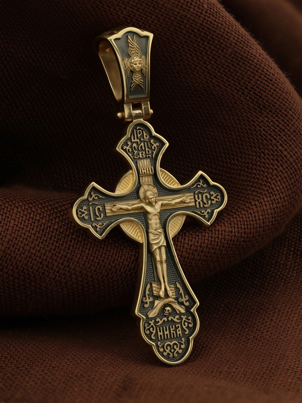 Крест из лимонного золота