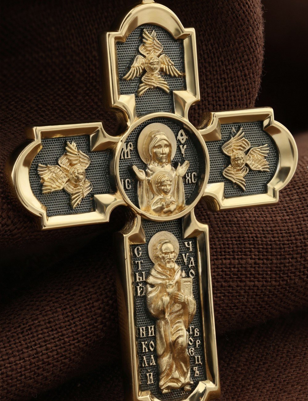 Крест из лимонного золота 585 пробы