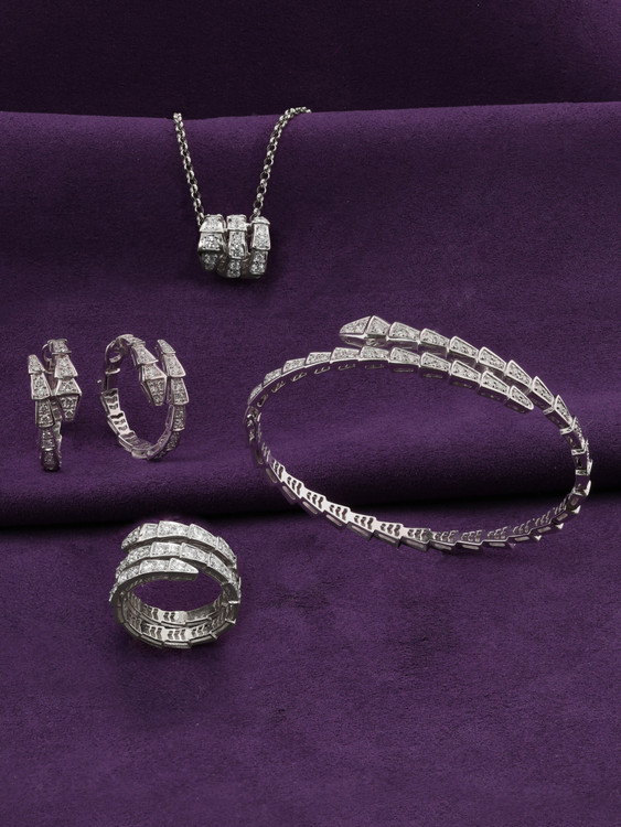 Браслет из белого золота c бриллиантами