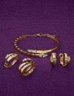 Серьги из лимонного золота 585 пробы c бриллиантами