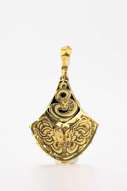 Подвеска из лимонного золота c бриллиантами и ониксом