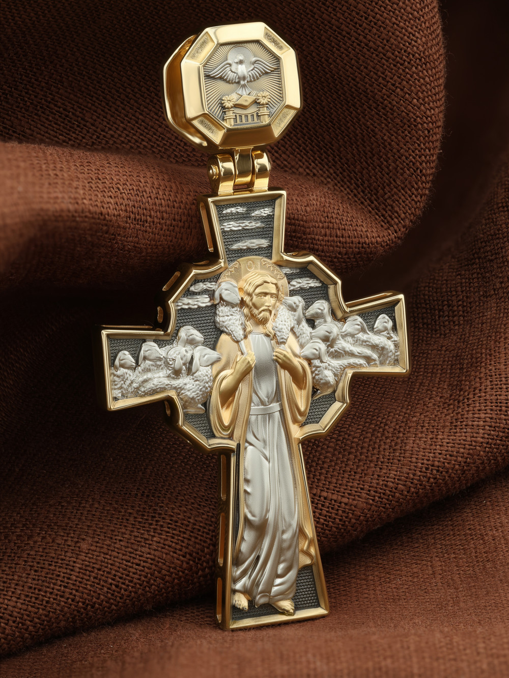 Крест из лимонного золота