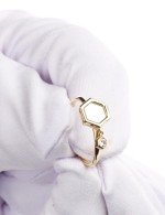 Кольцо из лимонного золота 585 пробы c бриллиантами и перламутром
