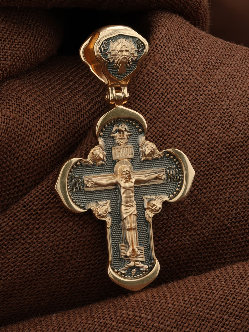 Крест из золота