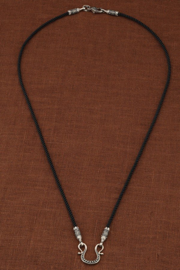 Шнурок шёлковый из белого золота 585 пробы c шёлковым шнурком