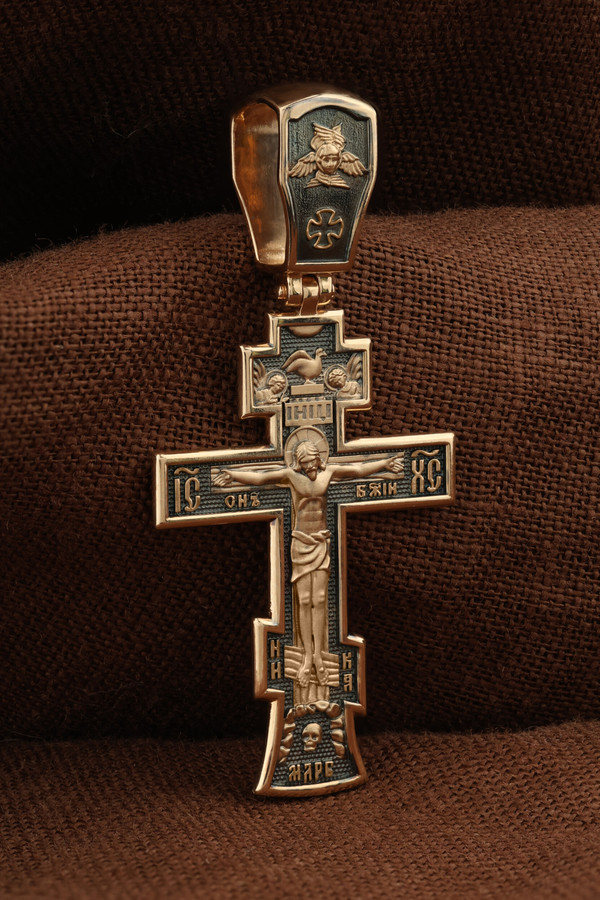 Крест из золота